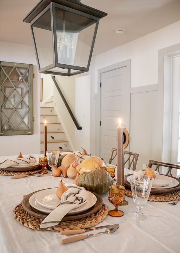 Welcome Home Sunday: A 5 Minute Thanksgiving Tablescape