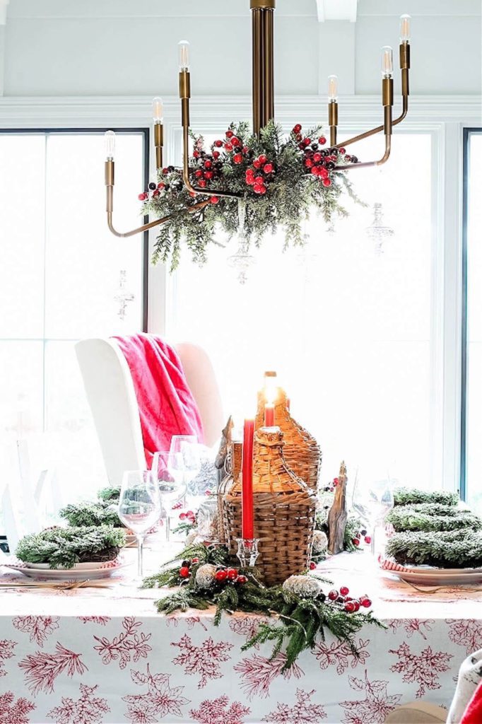 6 Festive Christmas Dining Room