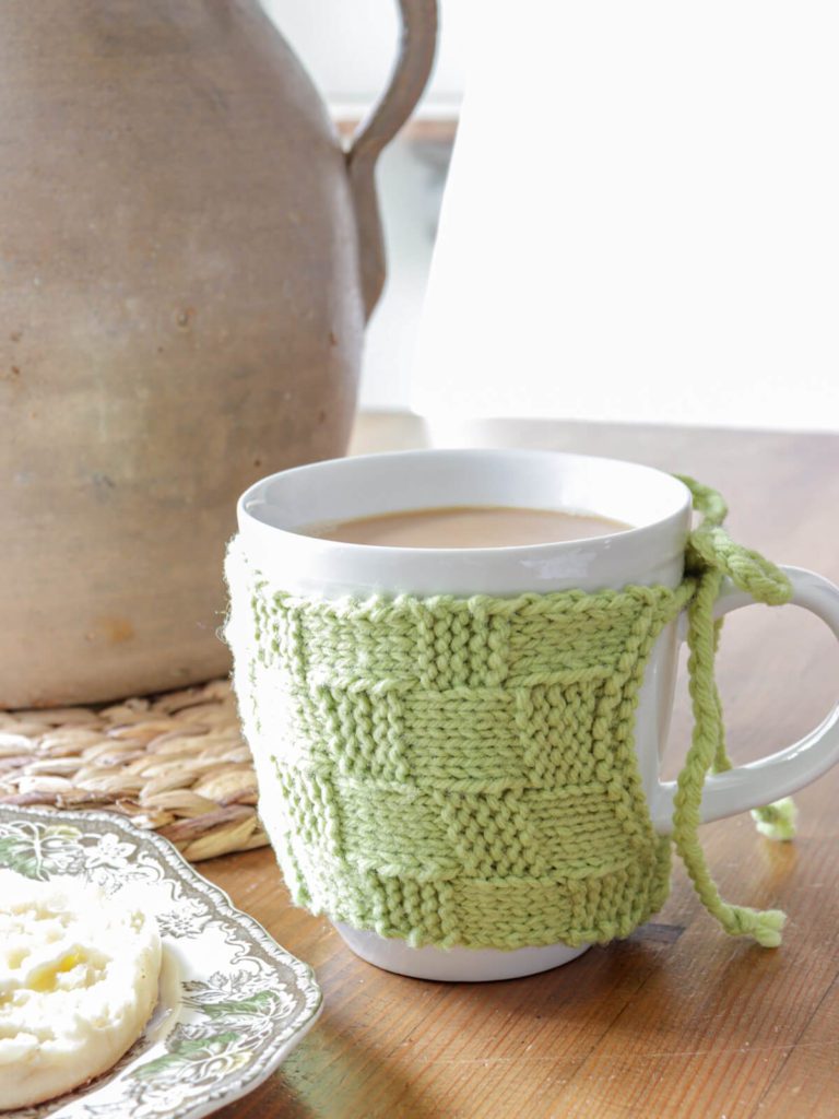 Welcome Home Saturday: Basketweave knit coffee cozy