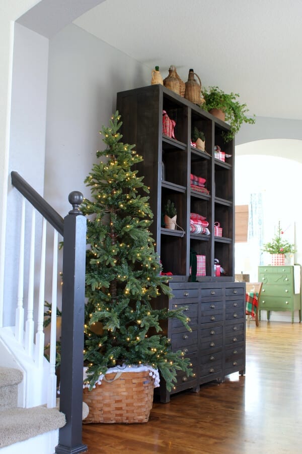 Non traditional tree skirt...use a basket!