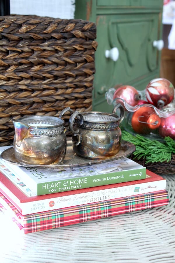 22+ Beautiful Christmas Decorating Ideas On A Budget