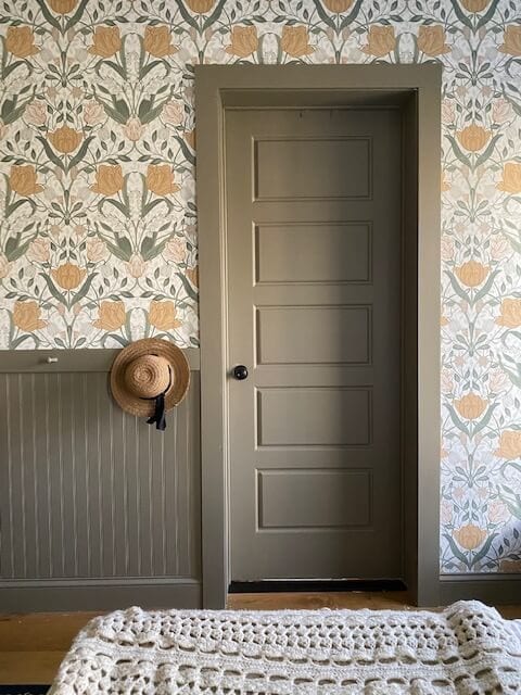 Welcome Home Sunday: A girls English cottage bedroom