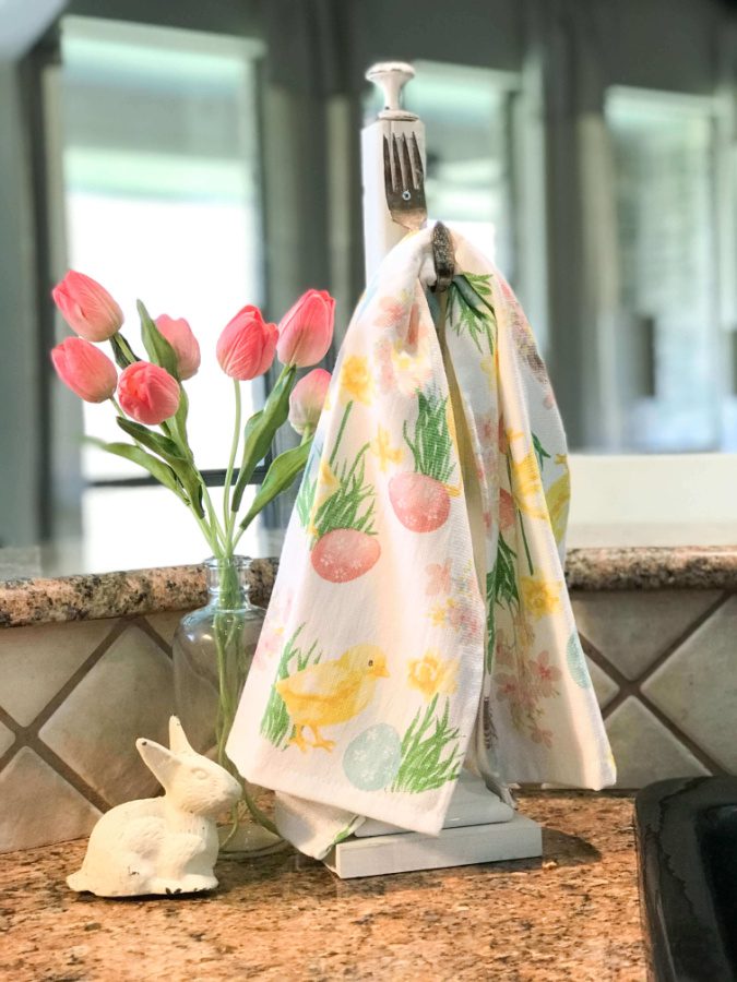 Easter and SPring Kitchen Decor from Cindy of Country Road 407