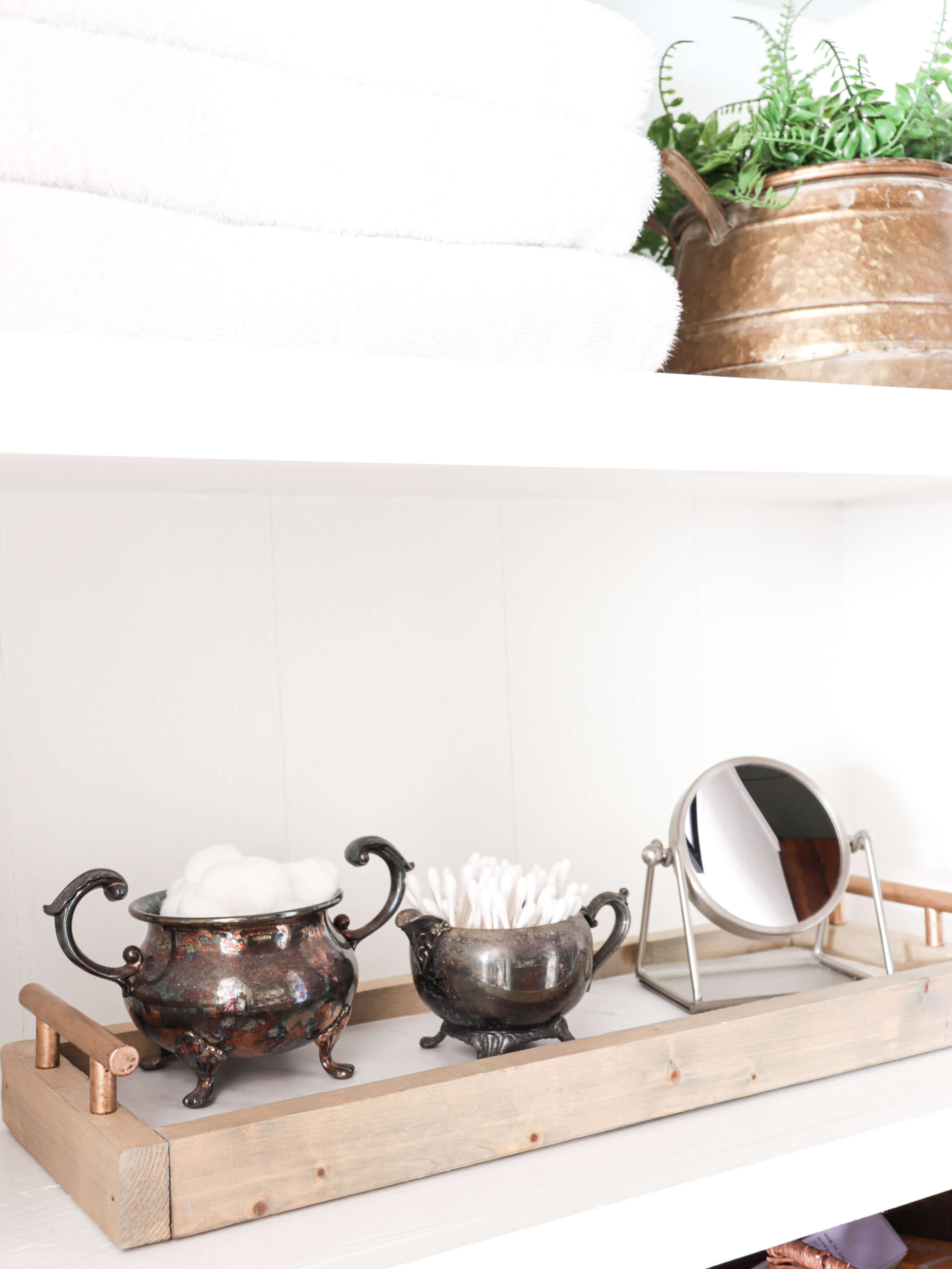 Welcome Home Saturday: DIY Faux Marble Vanity Tray