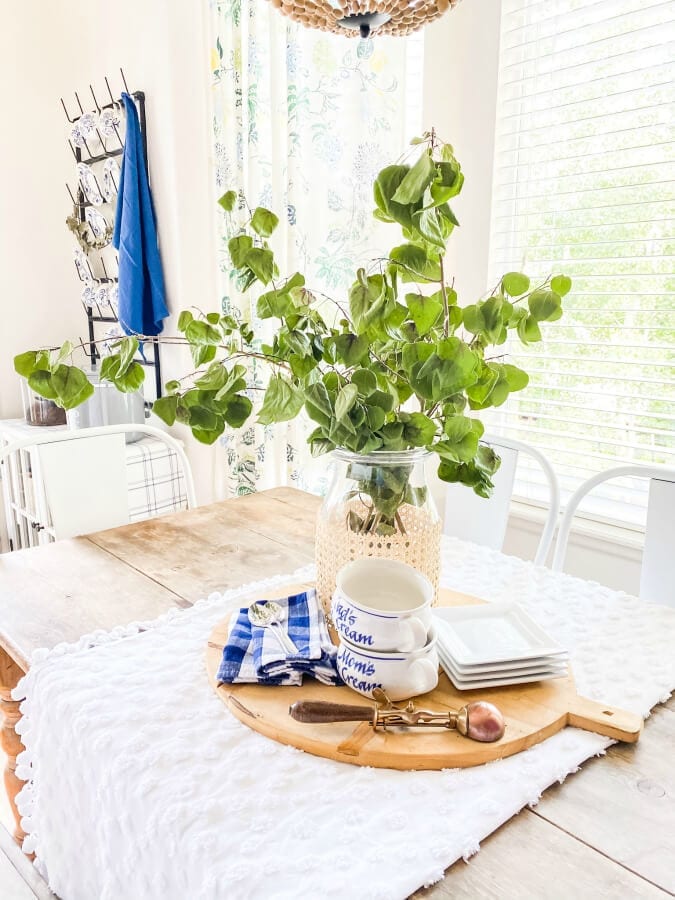 THis DIY cane IKEA vase is stylish and a quick project!