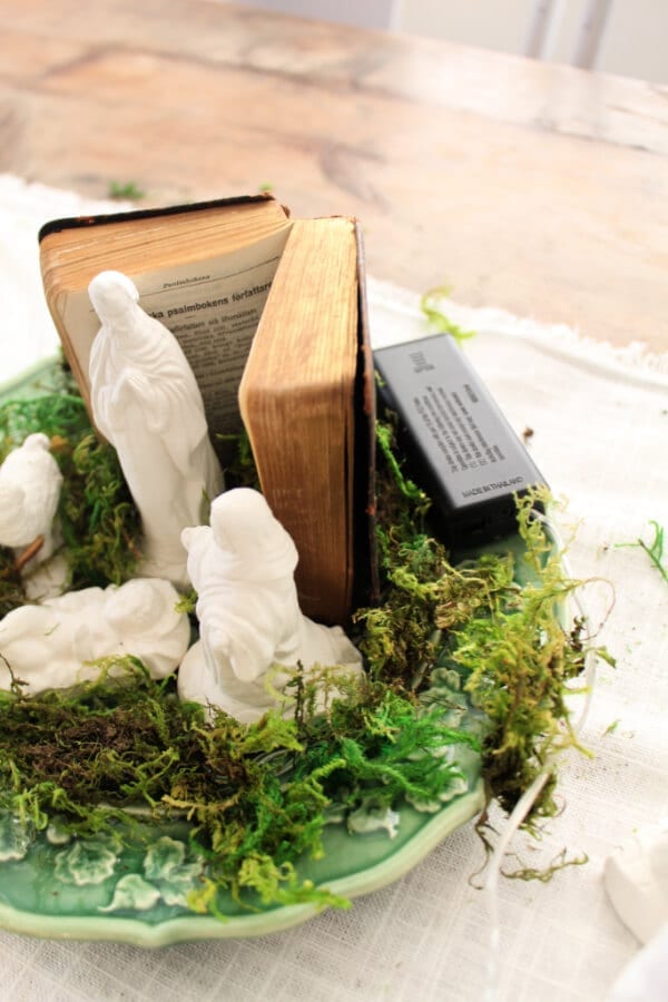 DIY Nativity Centerpiece perfect for Christmas! using moss and fairy lights