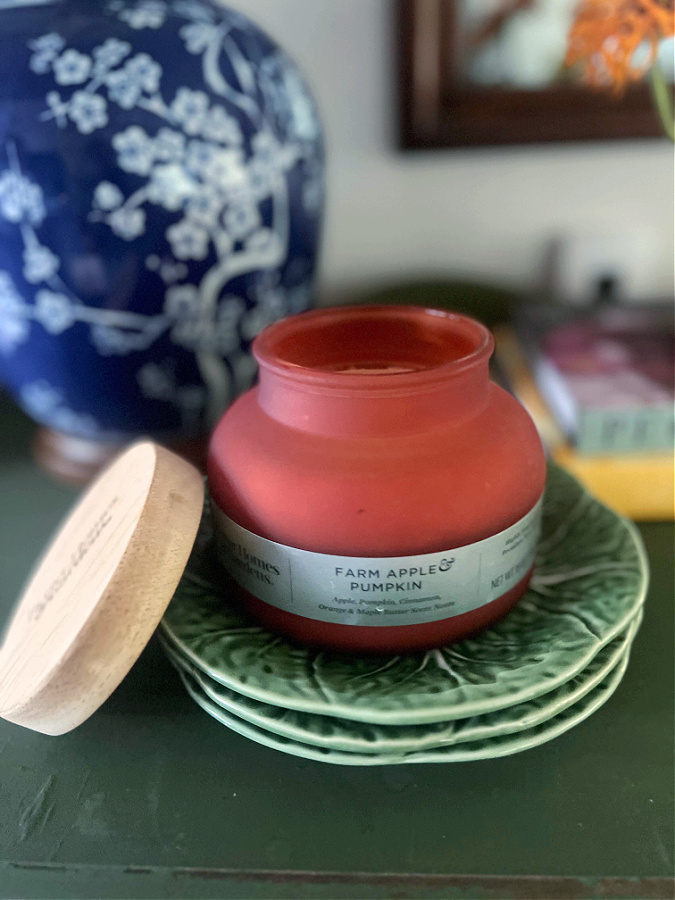 fall candle close up