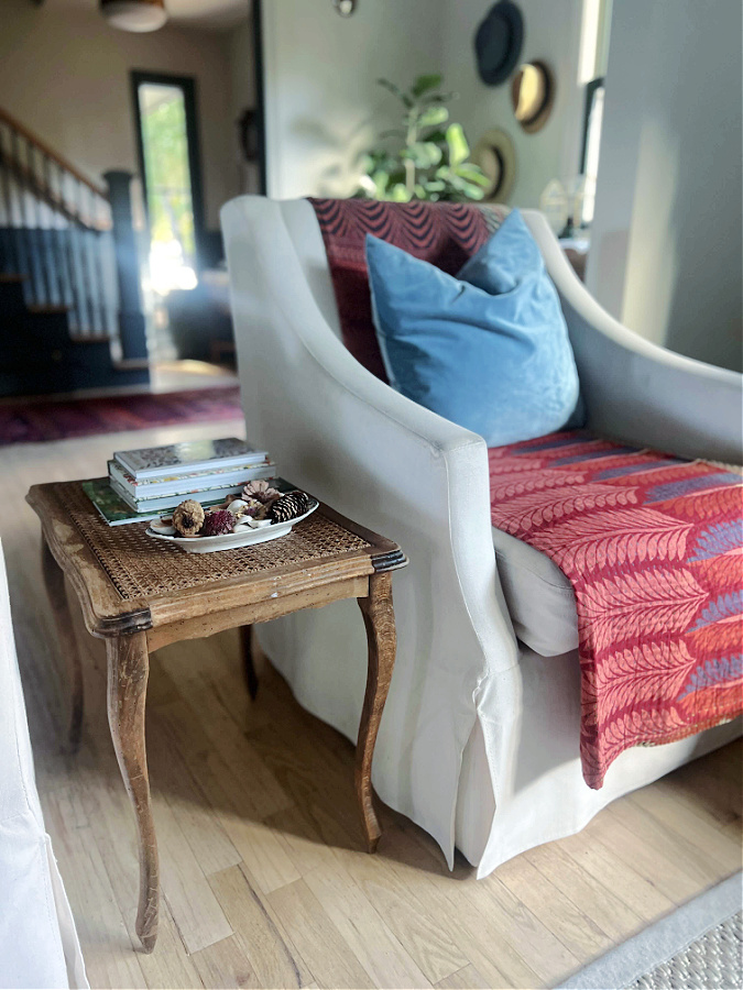 white chair with fall accents