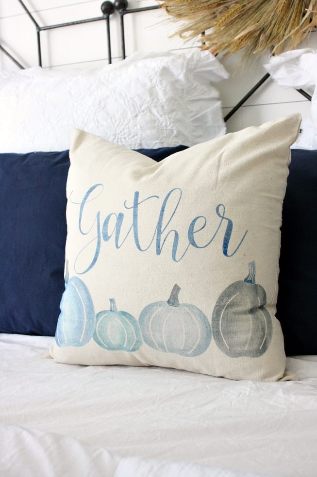 This blue gather pillow is perfect as Fall decor in my bedroom.