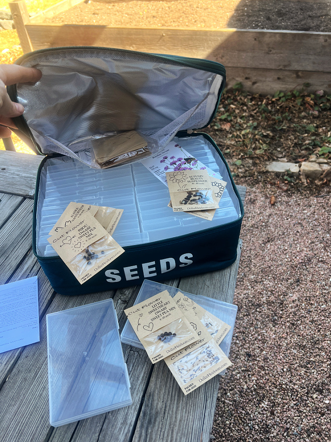 seed organizer case