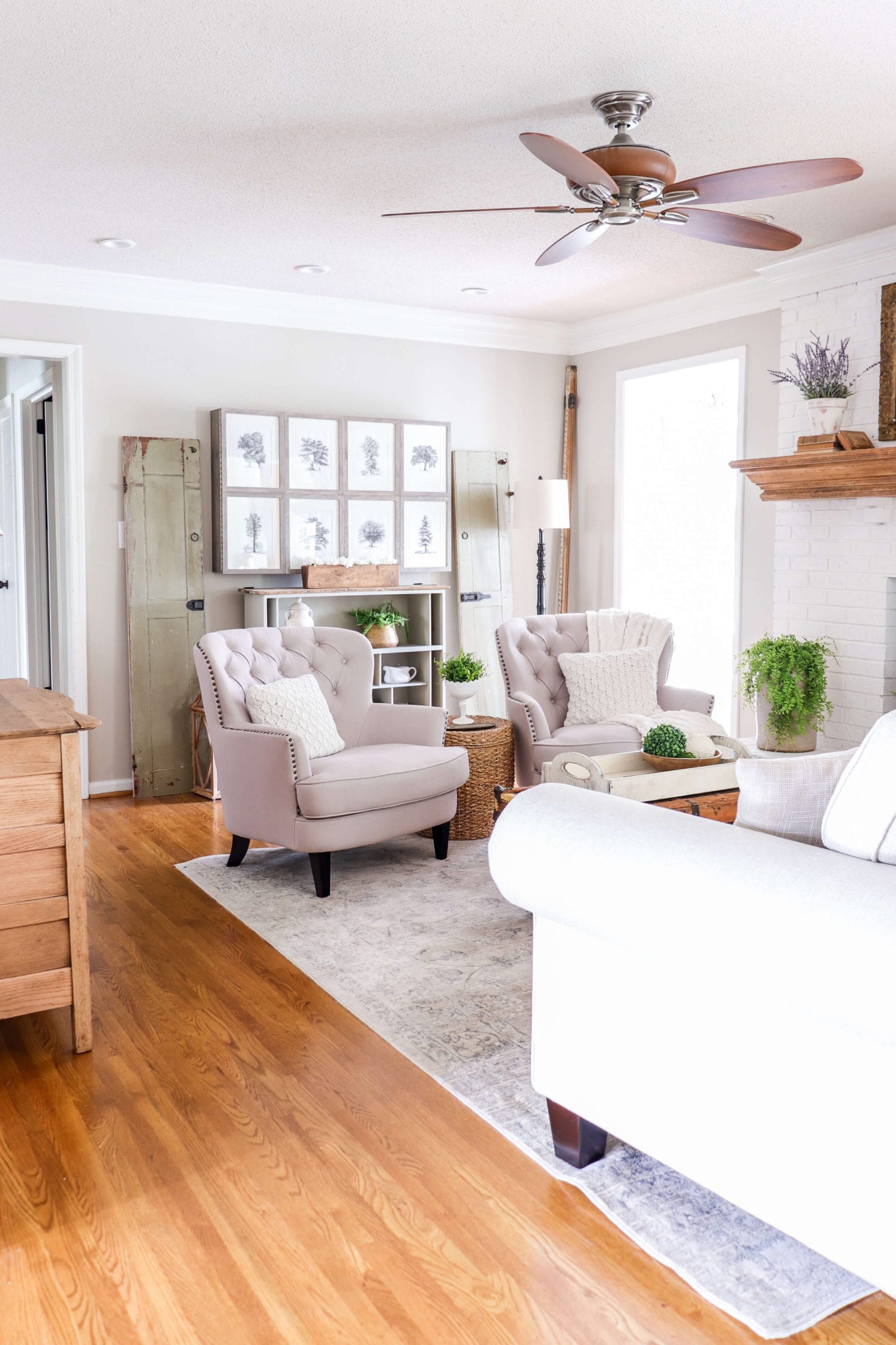 Welcome Home Saturday: Simple Spring Home Tour: