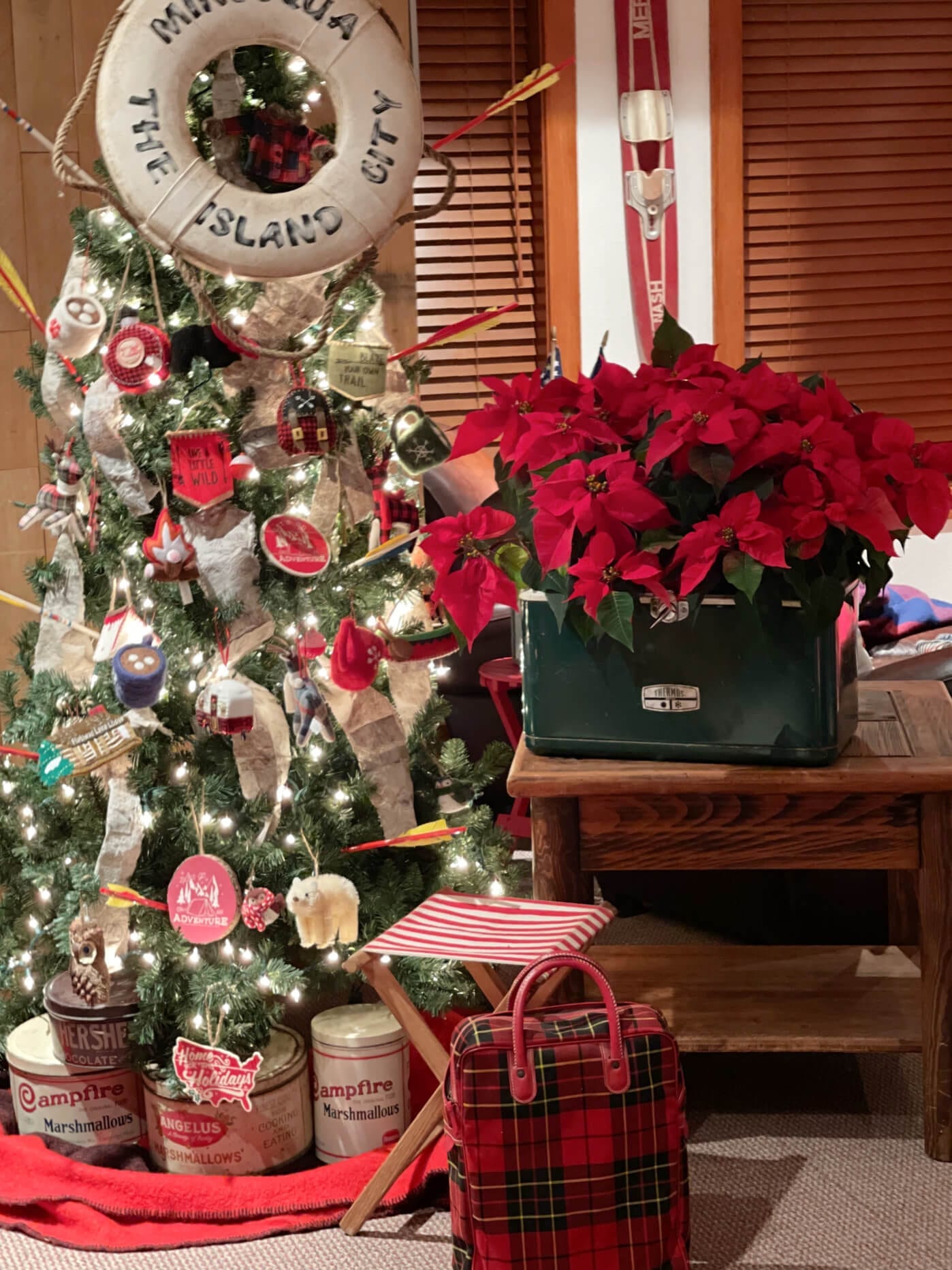 Welcome Home Sunday: A Northwoods Christmas Home Tour