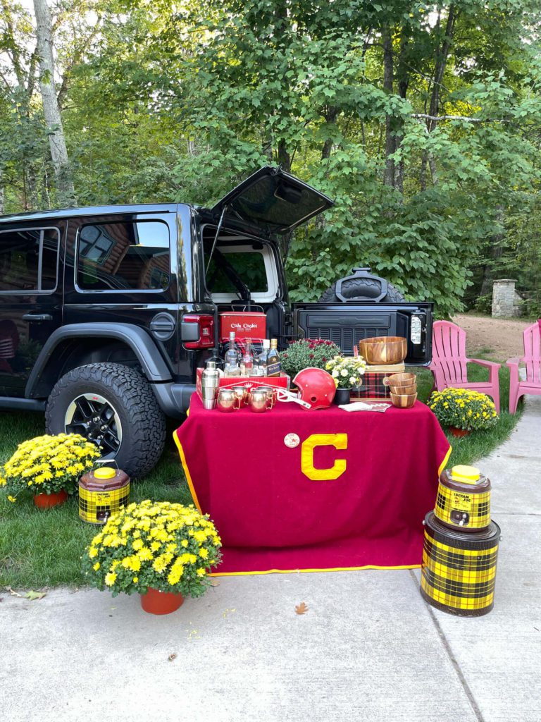 Welcome Home Saturday: Styling a festive tailgate party