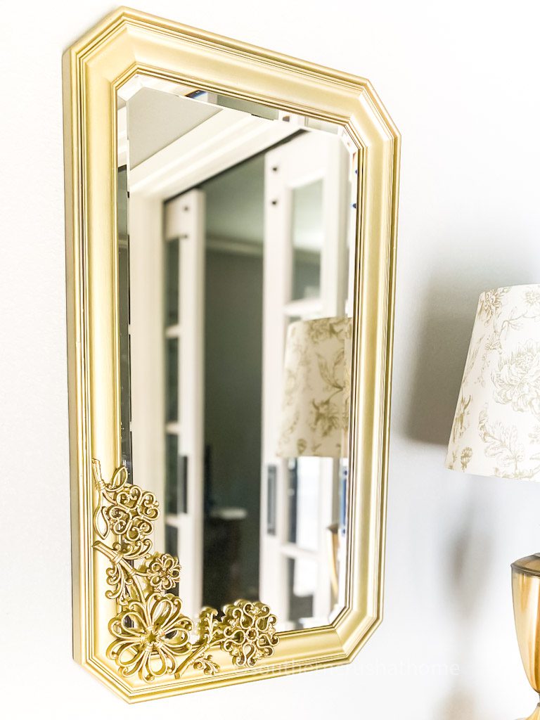 Welcome Home Saturday: Modern Gold Mirror