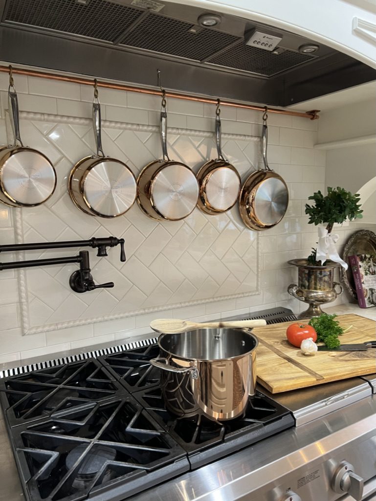 Follow along as we show you how to make an elegant pot rack from copper pipe. See our full step by step instructions! Peacock Ridge Farm