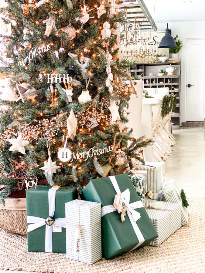 5 Easy Ways to Make Your Gift Wrapping Look Thoughtful