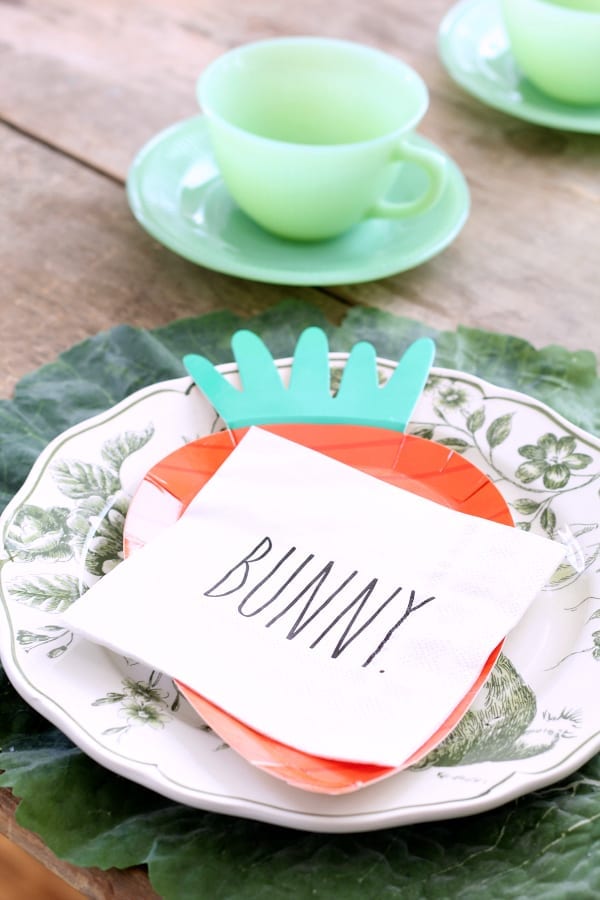 Rae dunn easter plates deals