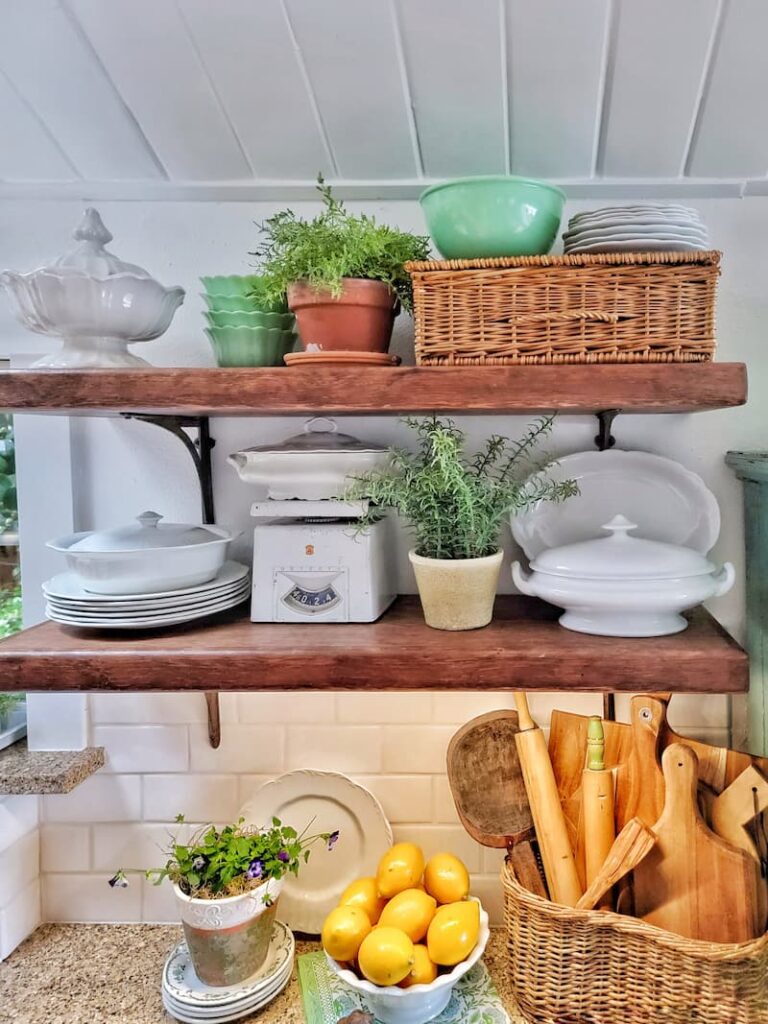 Have you considered transforming your kitchen into a more relaxed and cozy space? Kim will show you 13 simple ways to create a charming cottage-style kitchen. Shiplap and Shells