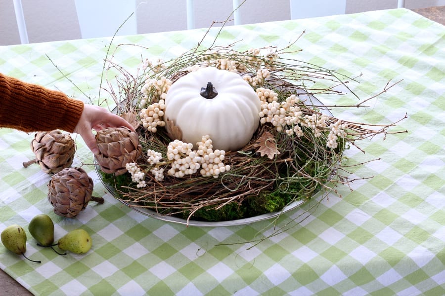 A Fall centerpiece you can make in 10 minutes!