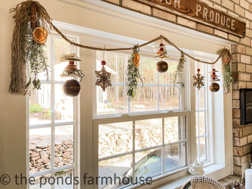 How To Make A Dried Fruit & Herb Christmas Garland