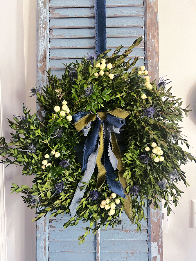 A Beautiful Christmas Boxwood Wreath & Tips for Extending Its Life