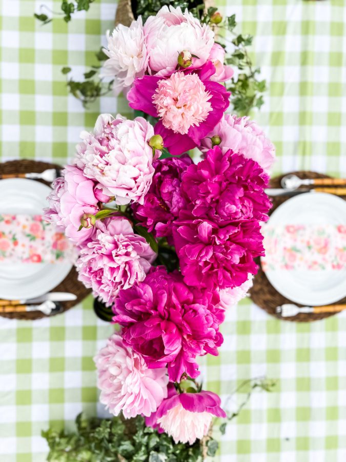 A pink peony centerpiece!