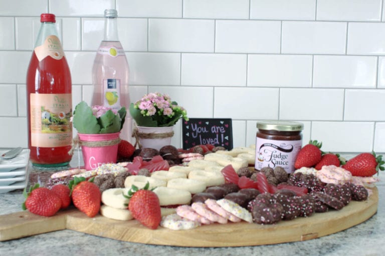 THis Valentine's Day dessert charcuterie board will make your loved ones feel special!