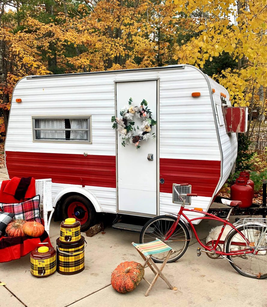 Welcome Home Saturday: Vintage camper decorated for Fall
