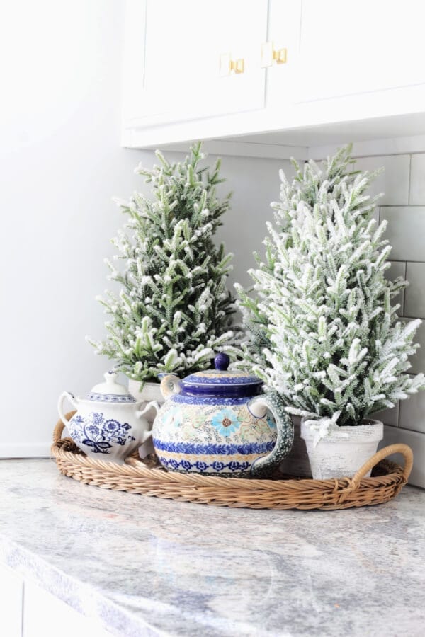 tea pots and trees: Winter Decor for your kitchen counter!