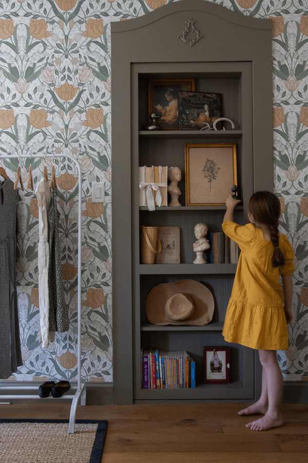 Welcome Home Saturday: Murphy Door Closet