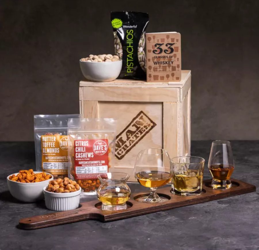 Man Crates whiskey lover gift set