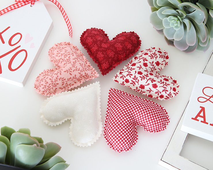 Welcome Home Saturday: Fabric heart tutorial