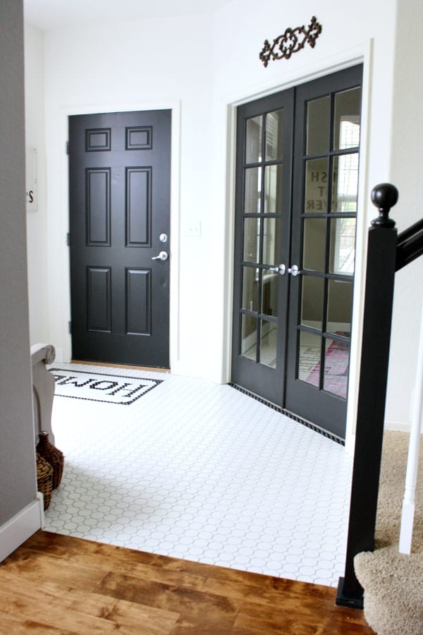 Our black and white vintage inspired entryway!