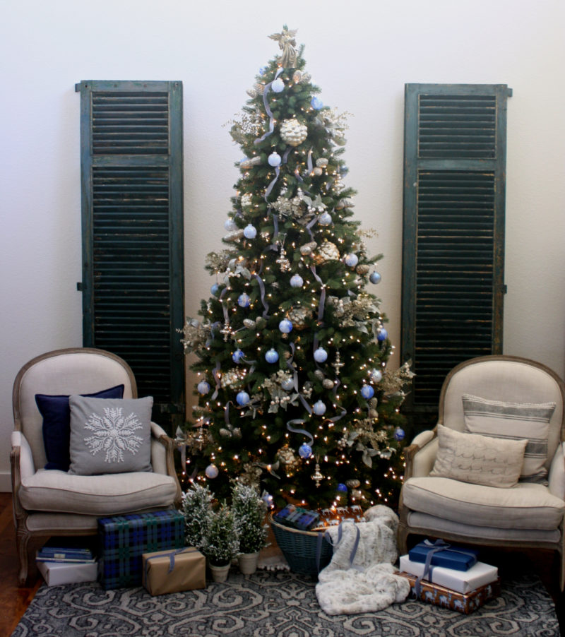 Decorating with blues for Christmas!