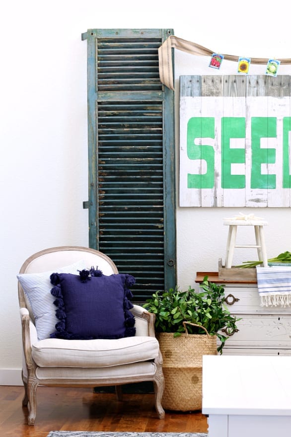 Mixing the old with the new and adding touches of blue and green can really make your summer decorating come to life!