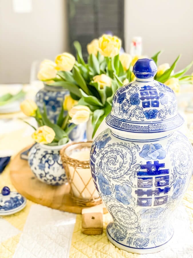 Why not try blue and yellow decor for your next brunch?