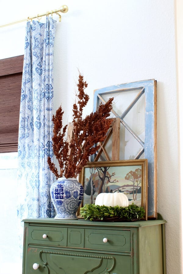 Come see my Brilliant Colors of Fall Home Tour !