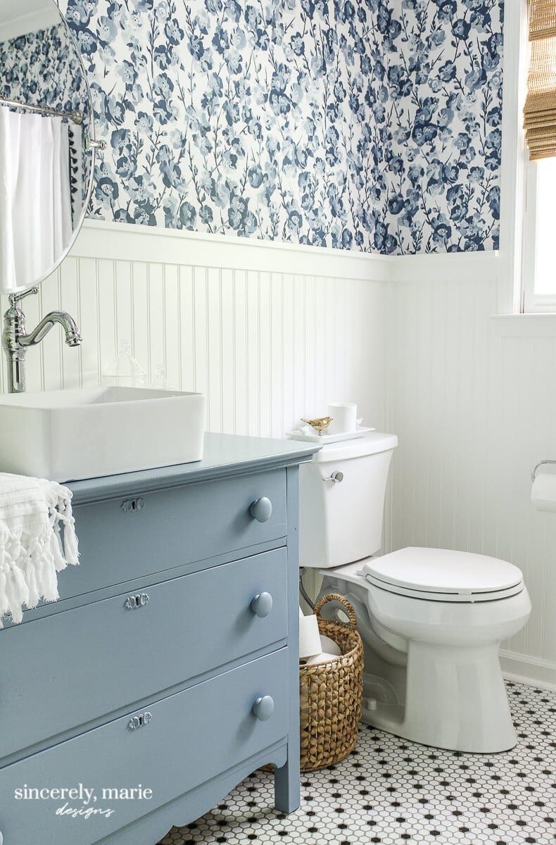 Welcome Home Sunday: Cheery Blue Bathroom