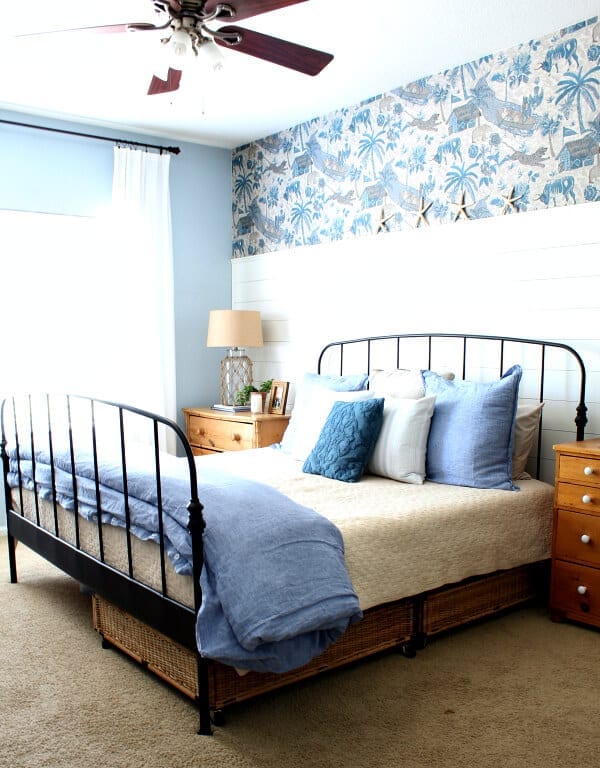 Welcome to our coastal cottage master bedroom makeover!