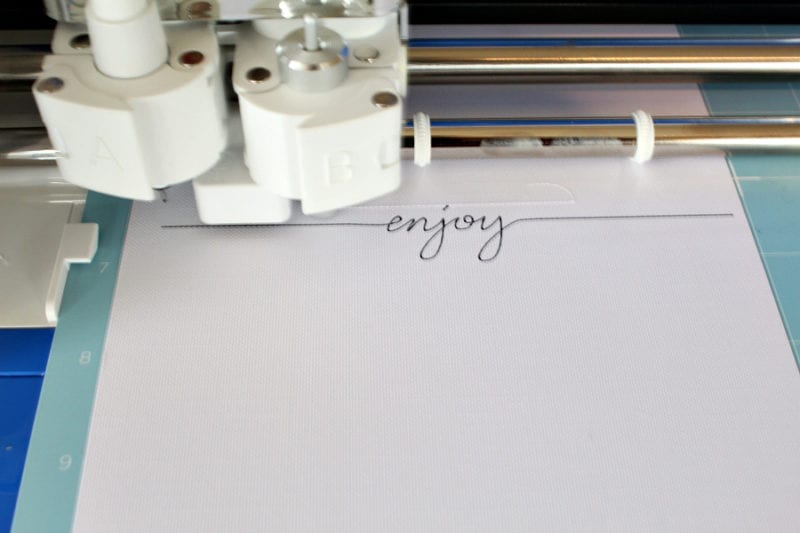 Using the pen on the Cricut Explore Air 2 is so much fun and so easy too!