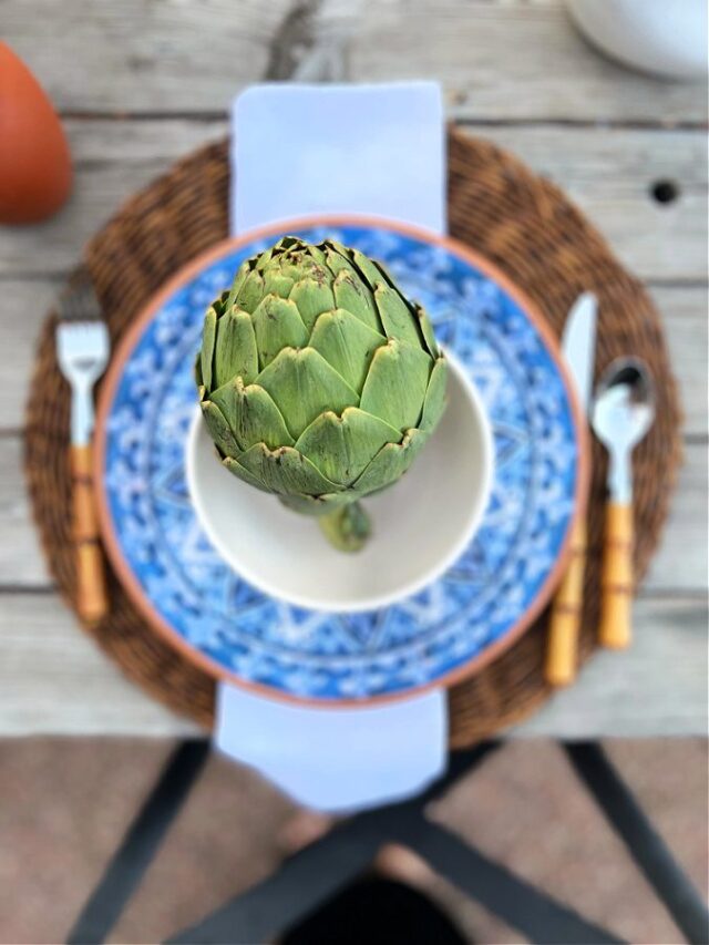 Terra Cotta Artichoke Table Lamp In Blue