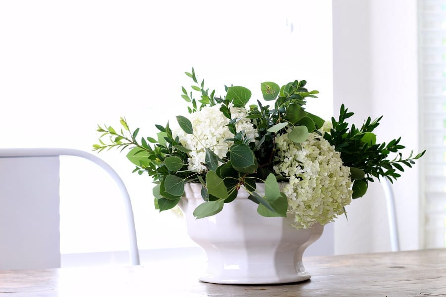 low hydrangea centerpiece