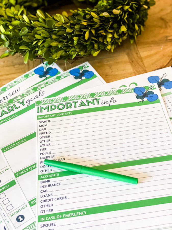 Blue and green planner pages to download at home!