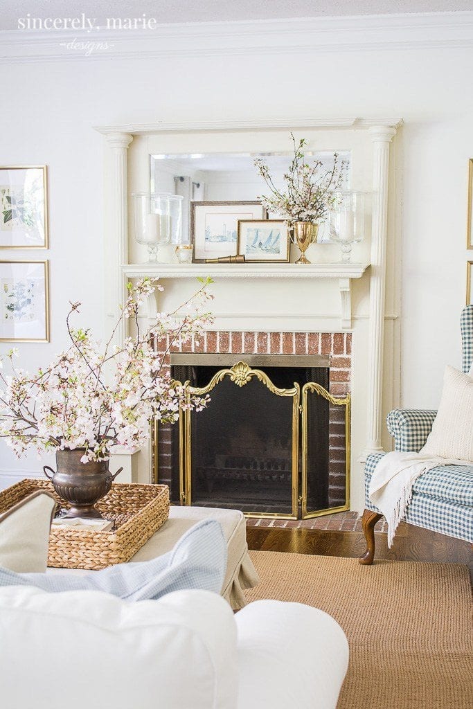 Fresh and classic Spring home tour