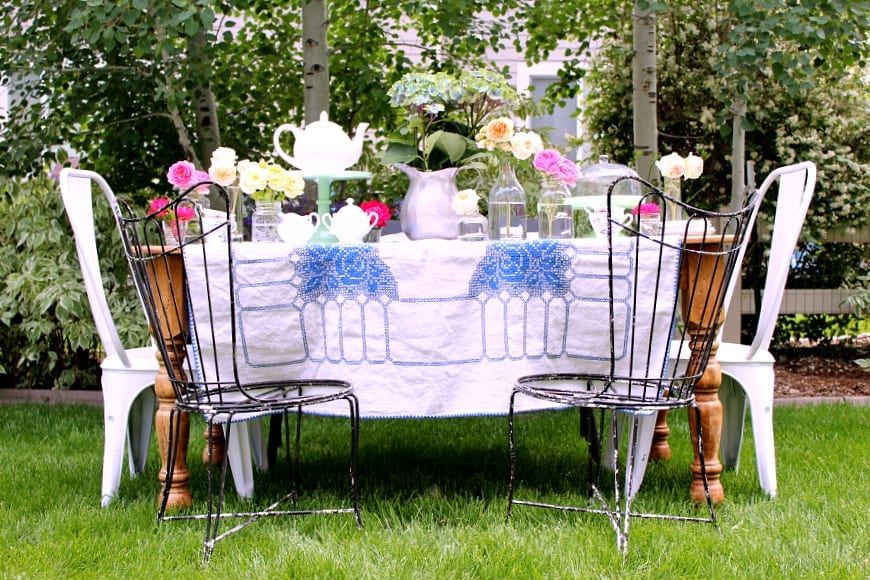 Simple and fun tips on how to host a garden tea party!