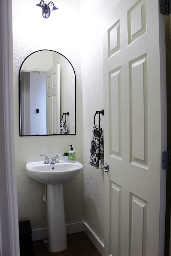 This refresh all started with this gorgeous black accent mirror from Home Depot.