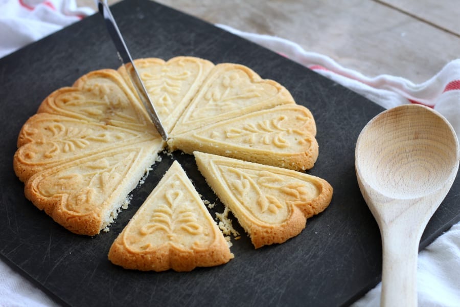 Quick and Easy Heart Shaped Shortbread Cookies » The Tattered Pew