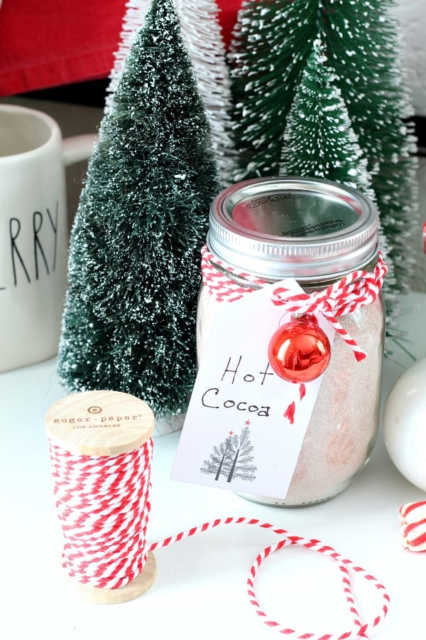 Homemade Hot Chocolate In a Jar and Printable Gift Tags