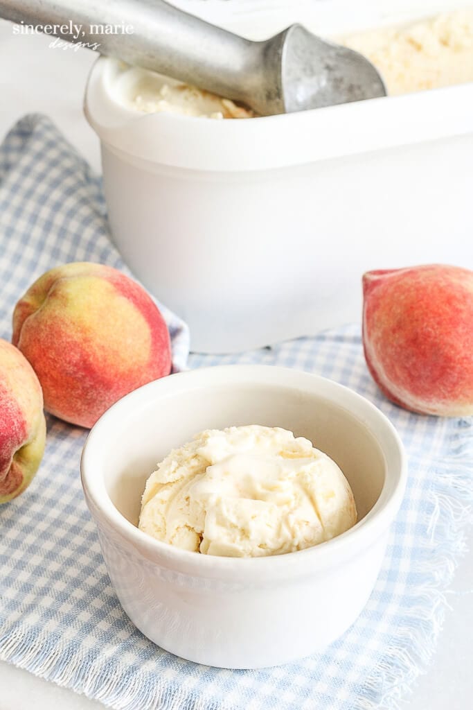 Welcome Home Sunday: Homemade Peach Ice Cream