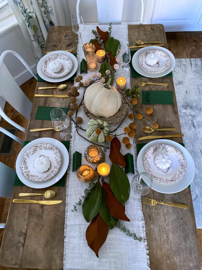 How to create a cozy Thanksgiving table!